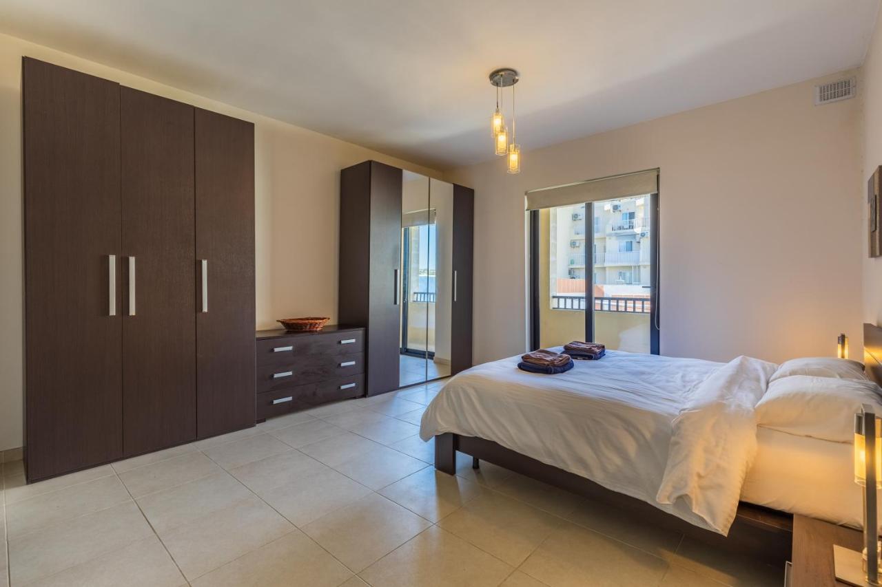 Gorgeous Two Bedroom Sea View In Marsascala Marsaskala Kültér fotó